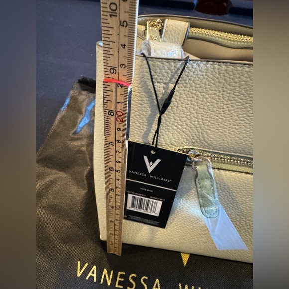 Vanessa Williams Cream(bone) and Mint Accents Tote Bag NWT - Picture 7 of 7